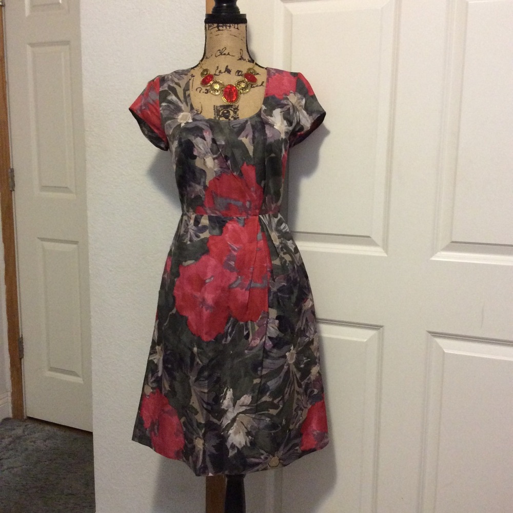 Banana Republic  Cute Dress